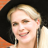 Photo of Diana Williams, Member